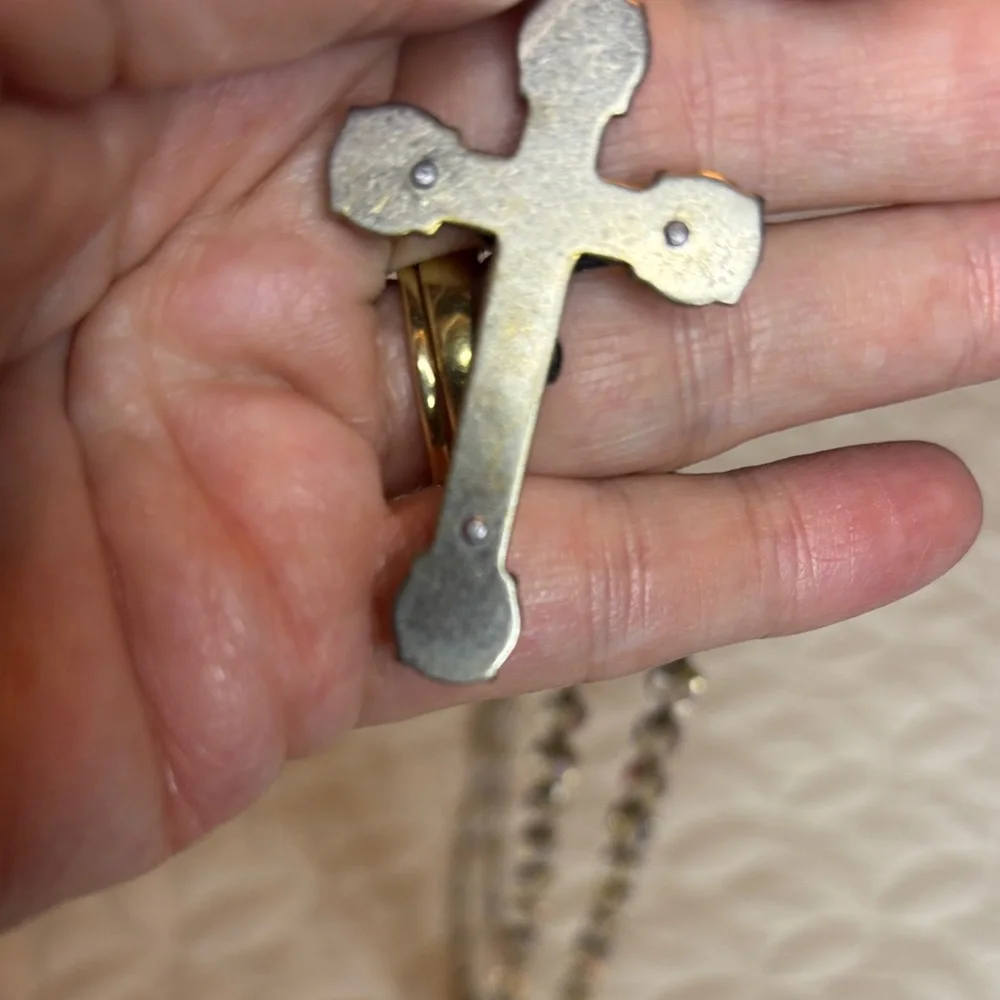 INRI Elegant Rosary Necklace w/Silver Tone Cross, Chain and Accents Clear Beads